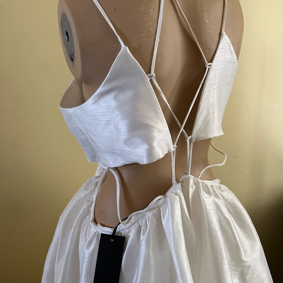 Helen O’Connor – Super Nova Gown – White - Picture 12 of 14